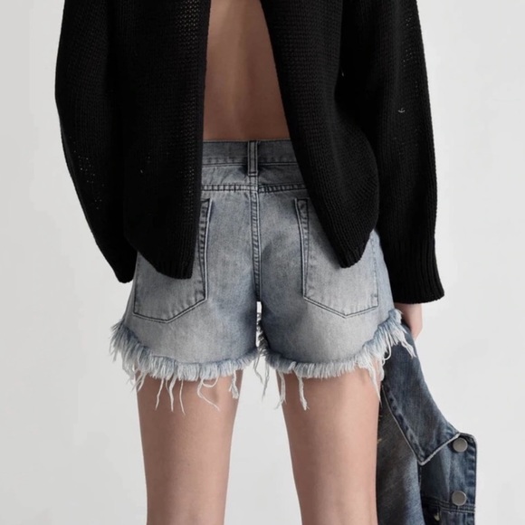 ONE X ONE TEASPOON Free People Button Fly Gray Star Distressed Raw Hem S… - Picture 9 of 16